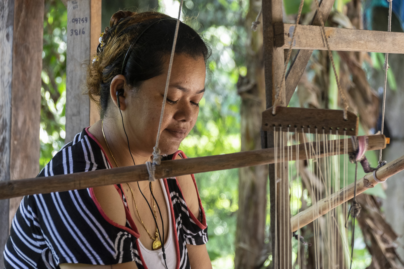 Koh Oknha Tey - Silk Making