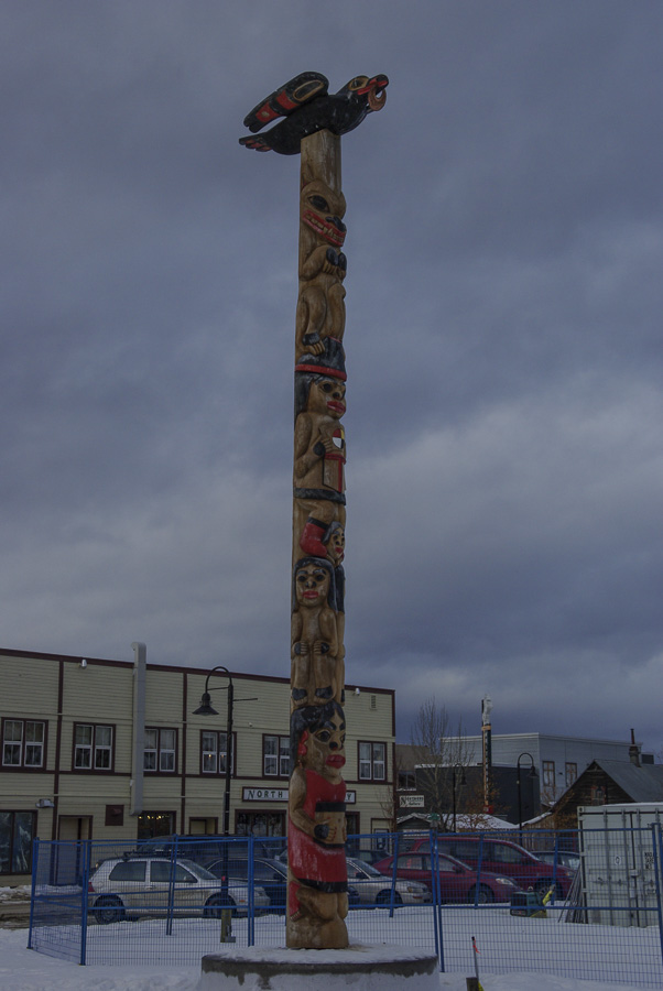 Totem Pole - White Horse
