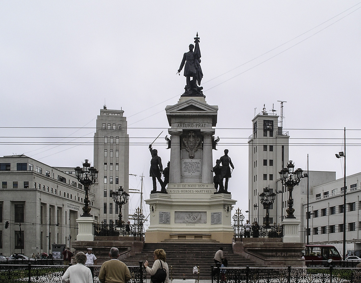 Arturo Prat Monument to Iquique - Valparaiso