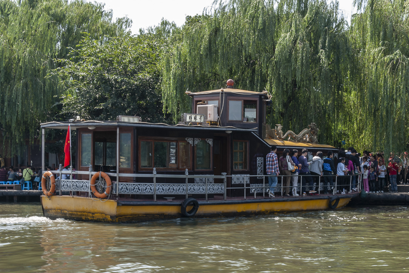 Enthusiastic Chinese on A West Lake Boat