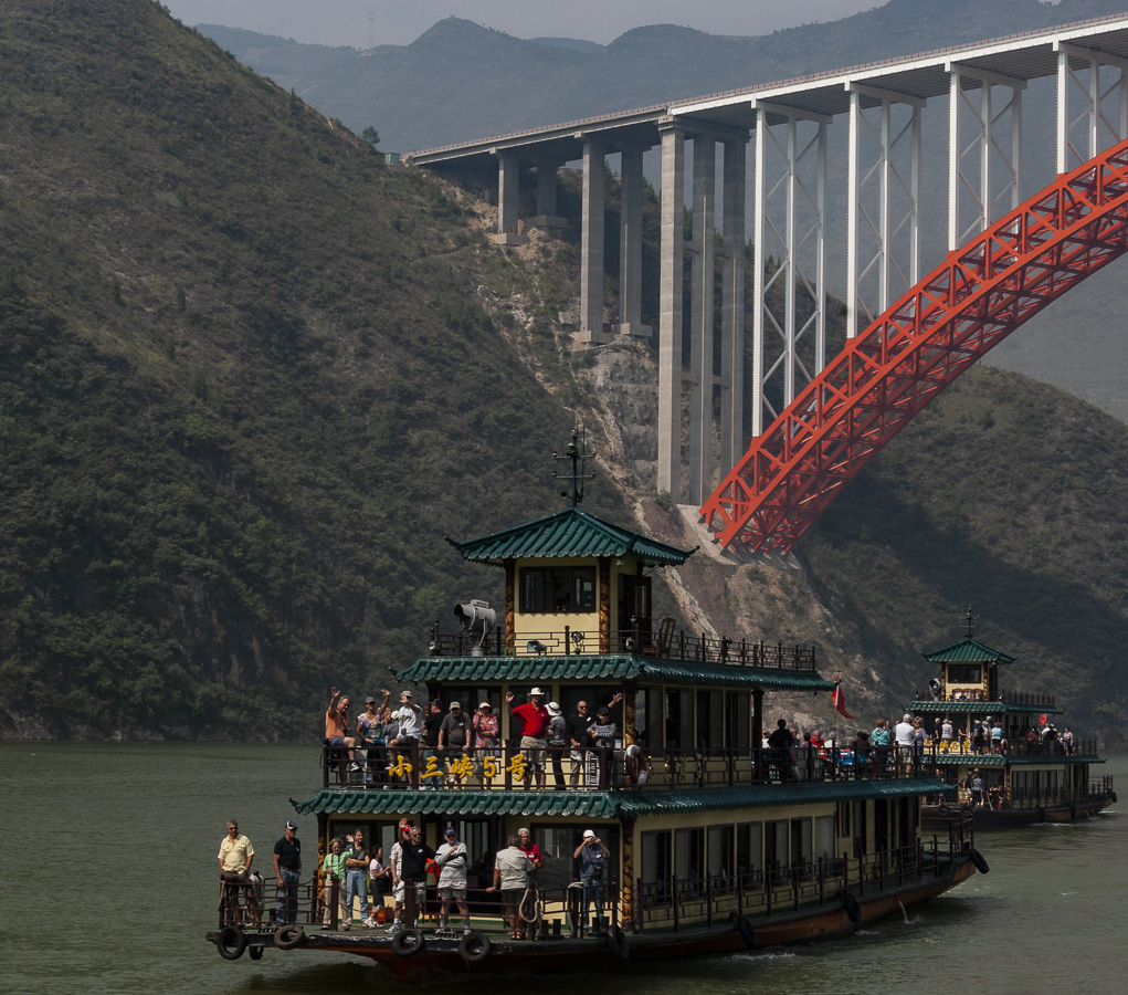 Gorge along the Yangtse
