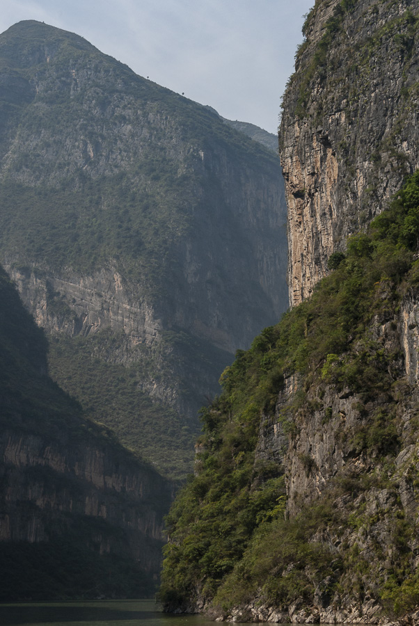 Gorge along the Yangtse
