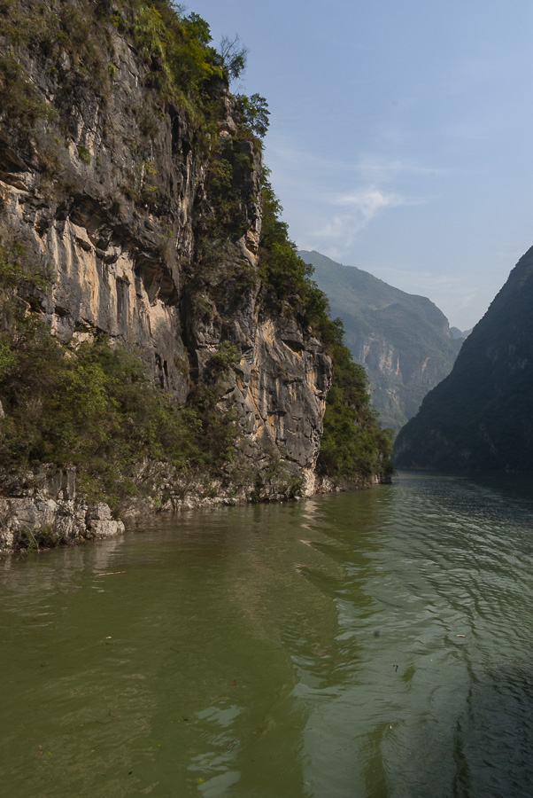 Gorge along the Yangtse