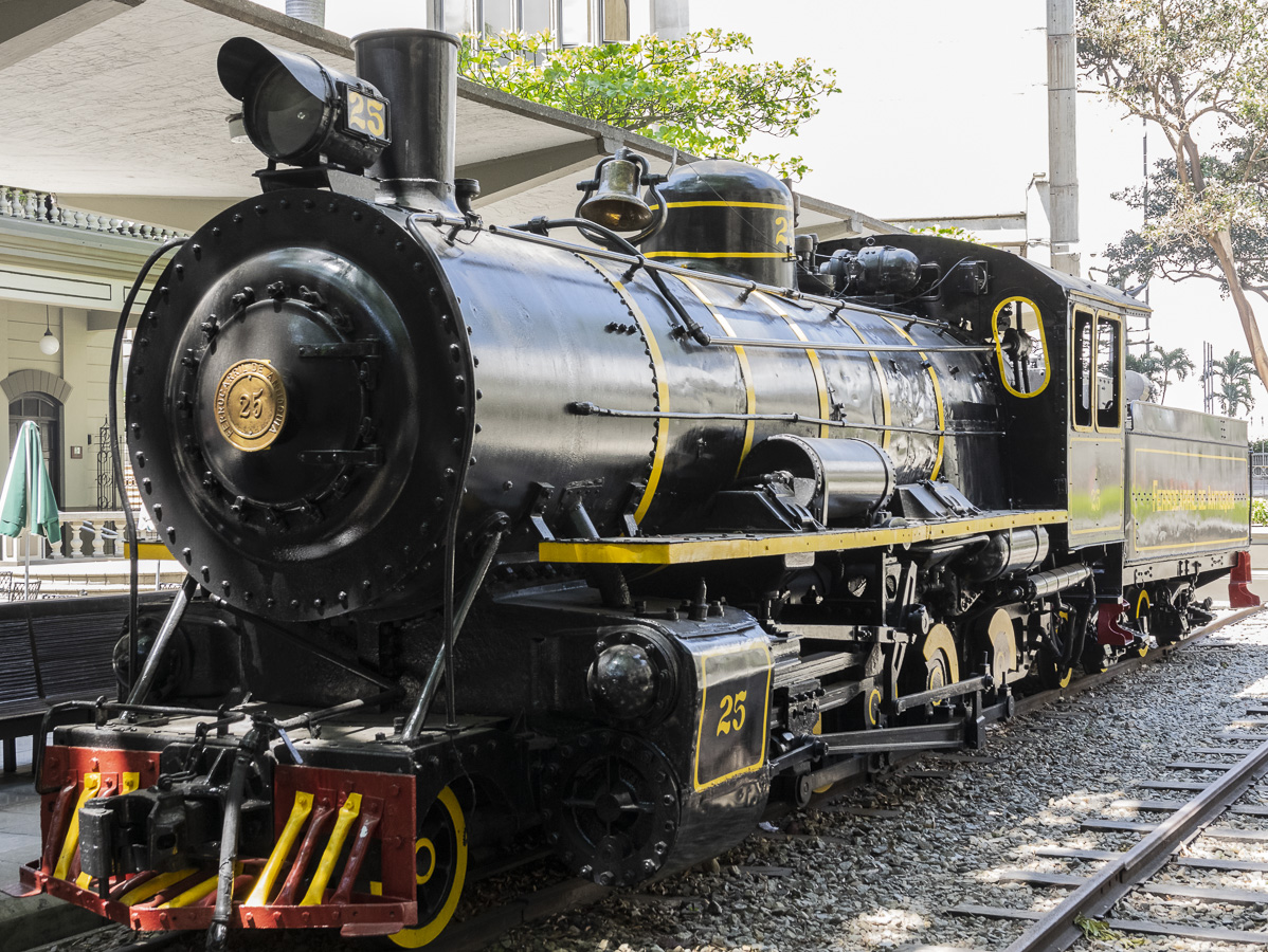 Vintage Locomotive - Medellín
