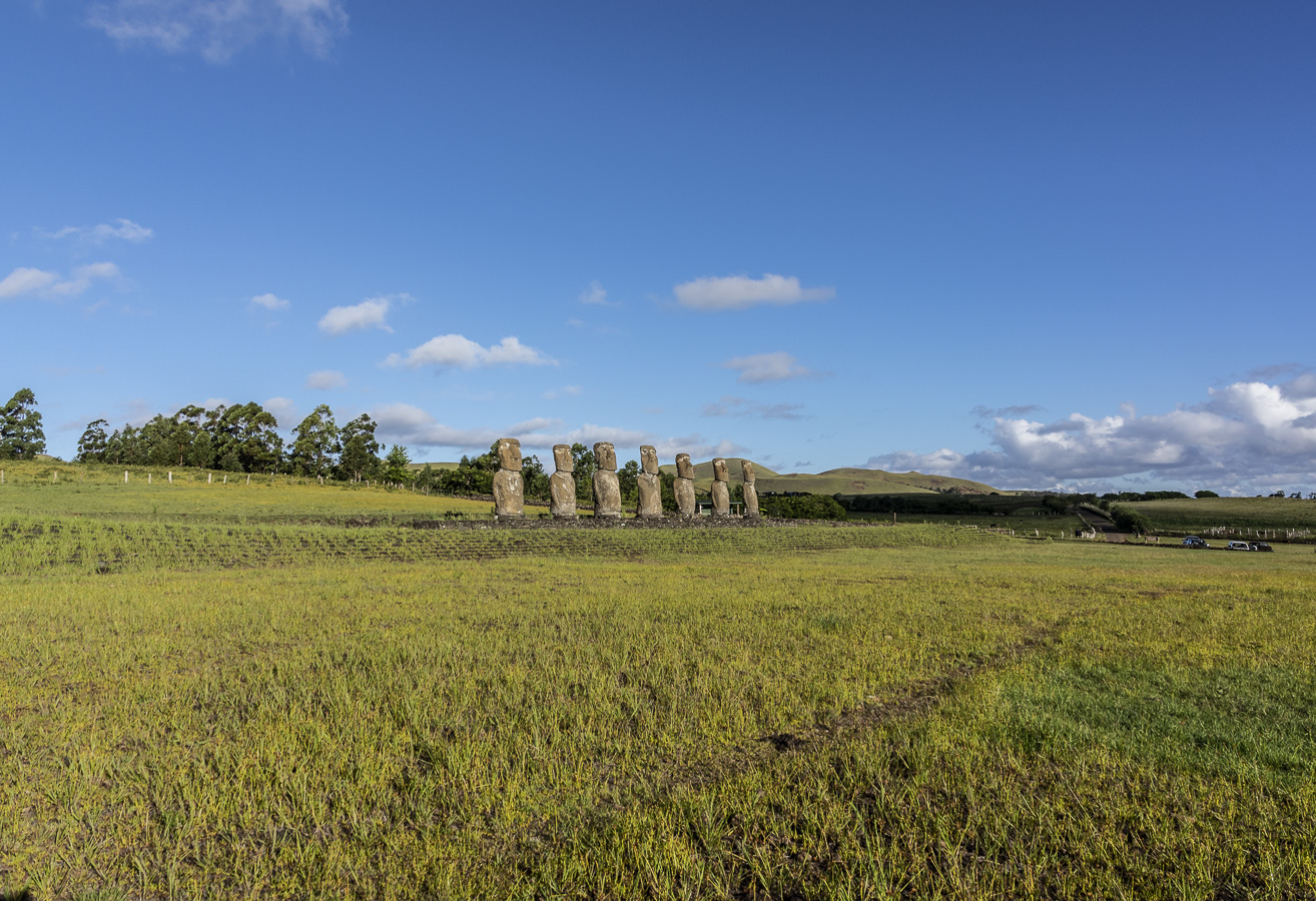 Moai - Ahu Akivi