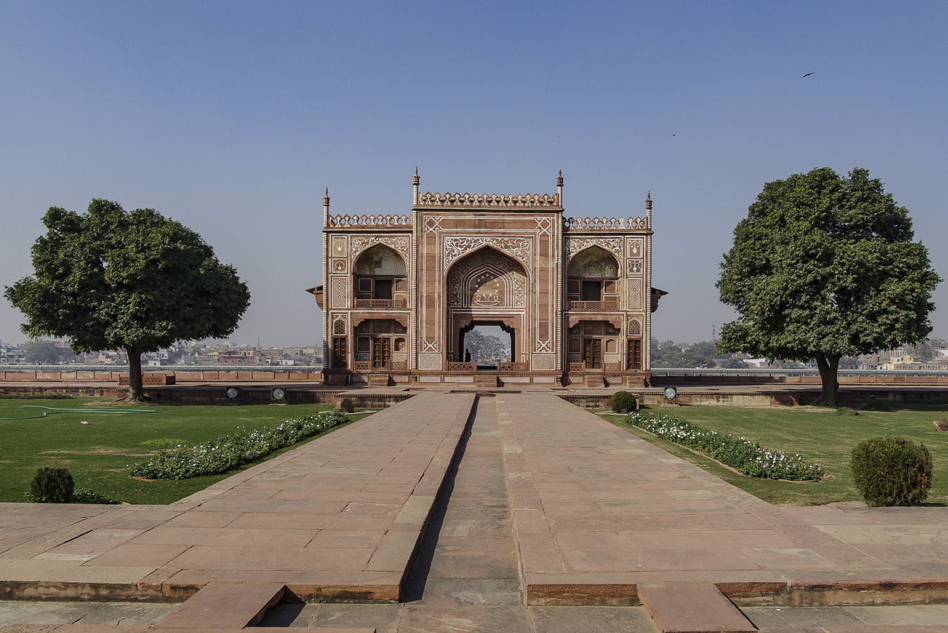 Daula Mausoleum