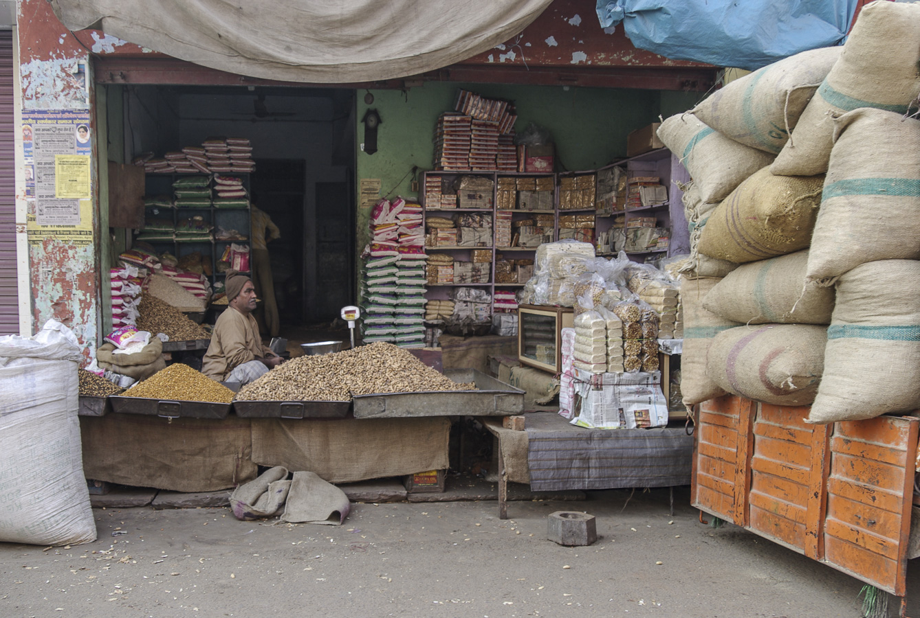 Roadside Agra to Jaipur
