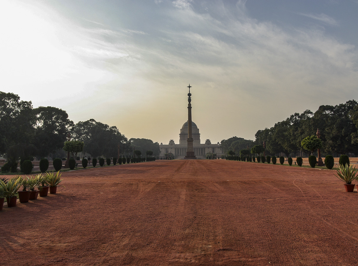 Rashtrapati Bhavan & Jaipur Column - Delhi
