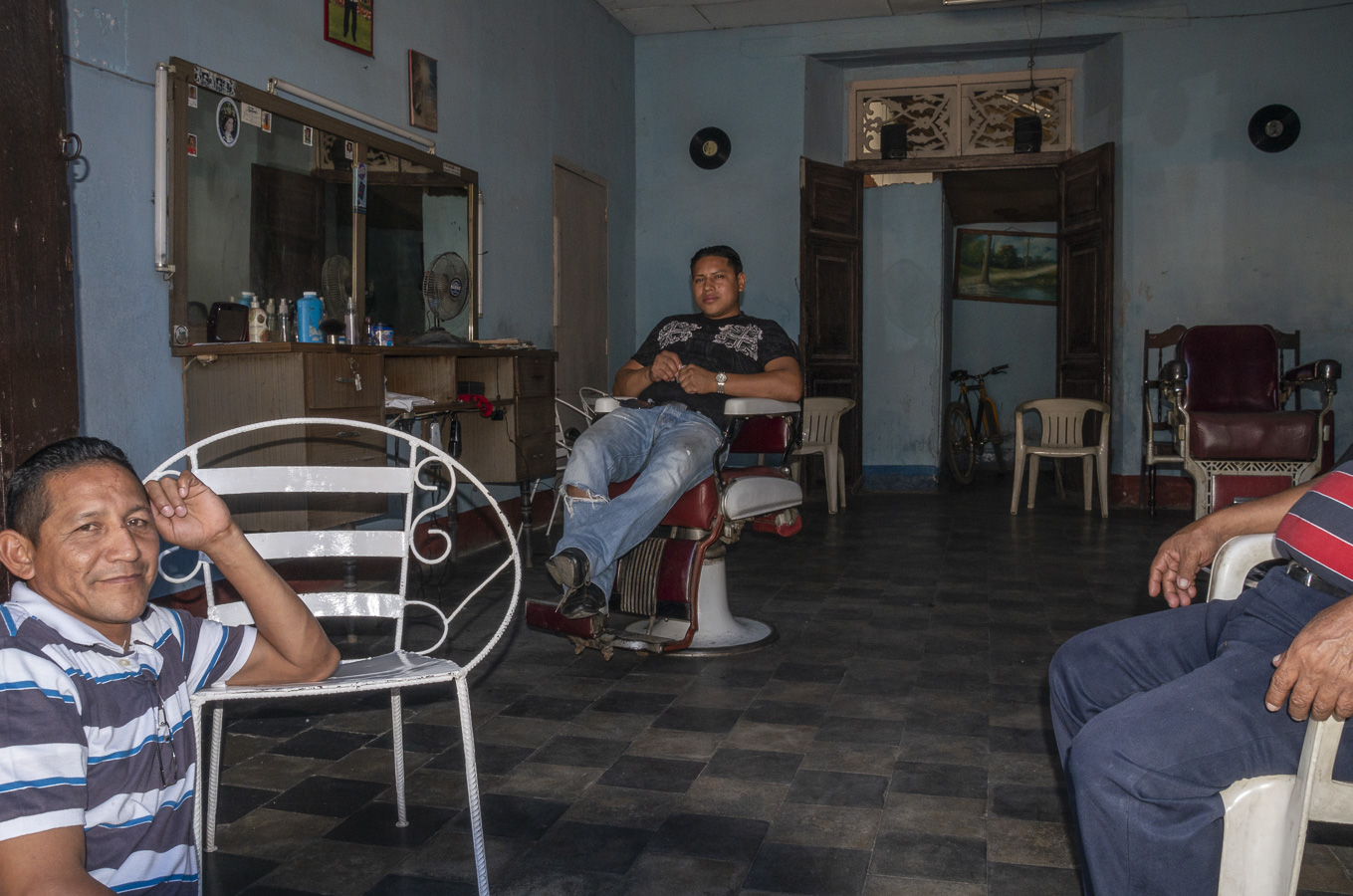 Barber's Shop - Leon