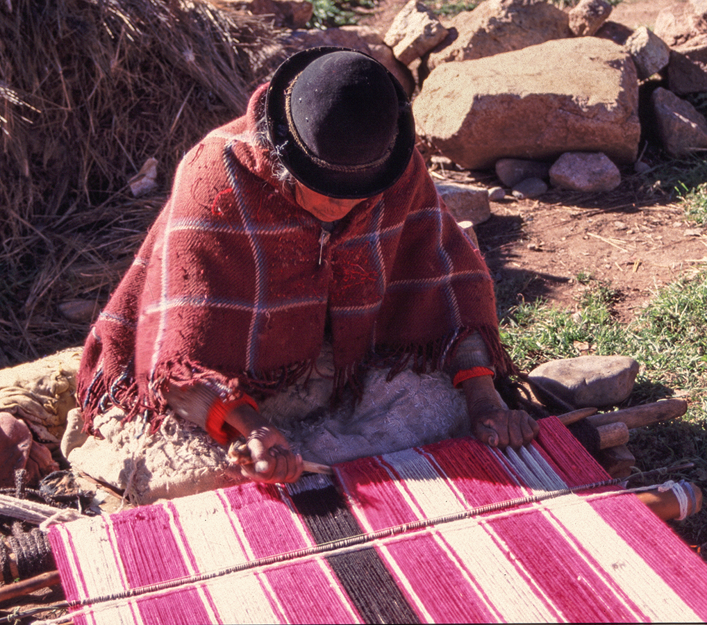 Weaving on the Altiplano