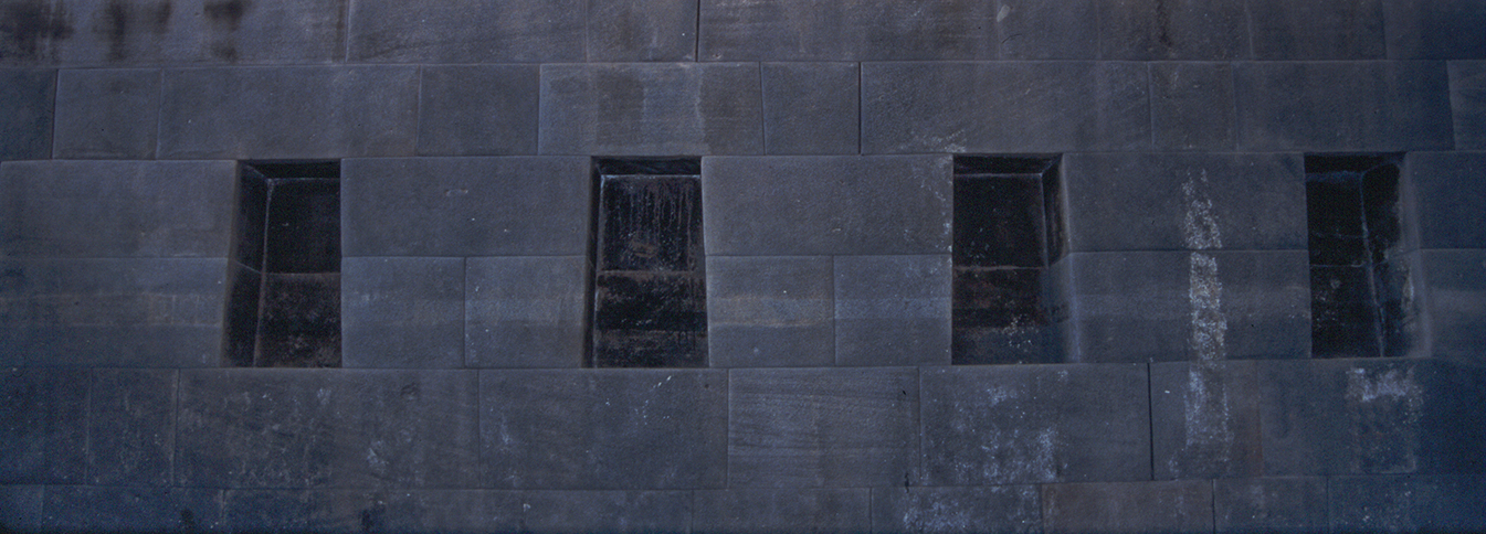 Inca Window Apertures - Cusco
