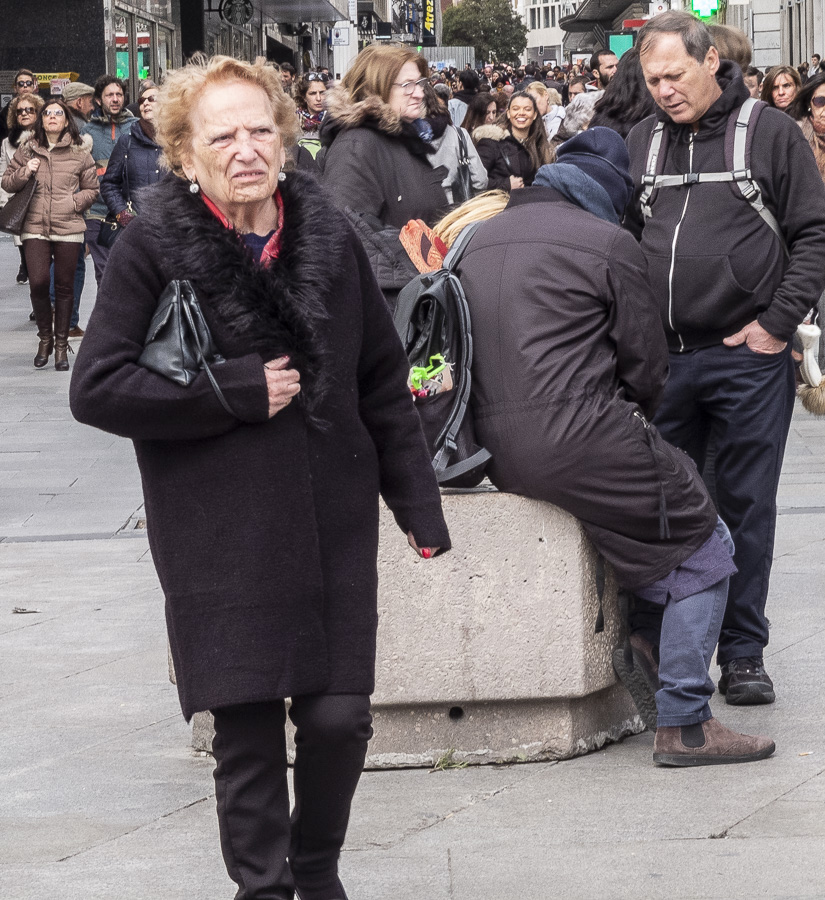 Madrileña in the Puerto del Sol