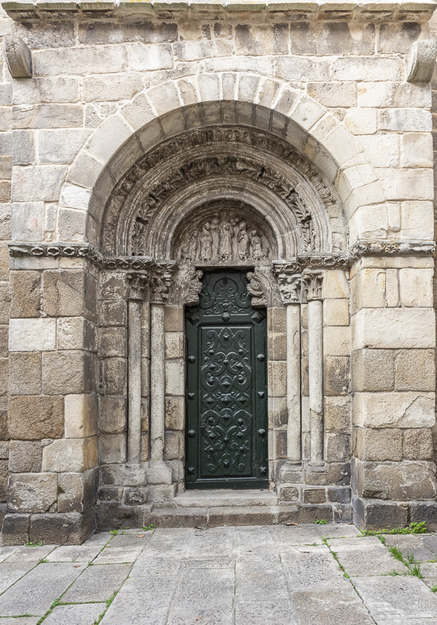 Doorway, Old Town - La Coruña