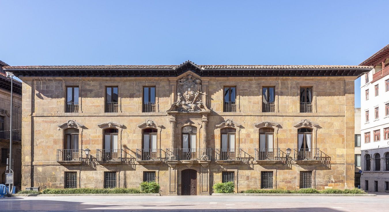 Palacio de Valdecarzana-Heredia - Oviedo